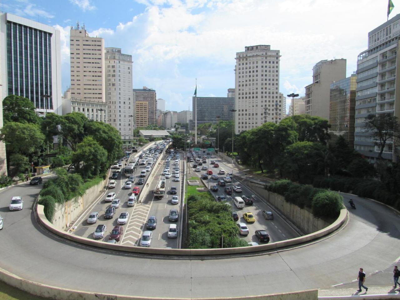 Hotel Neon - próximo a 25 de março, Bom Retiro e Brás, á 2min do mirante Sampa SKY e pista de skate Anhangabaú São Paulo Exterior foto
